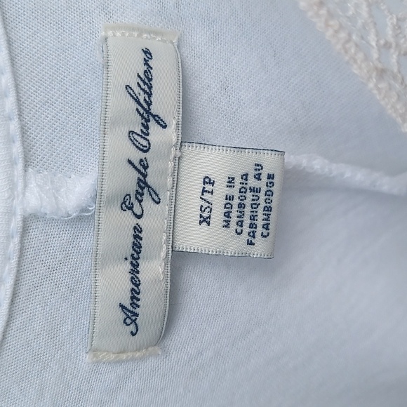American Eagle Outfitters White Flutter Sleeve Lace Blouse Top Sz XS - Picture 8 of 9